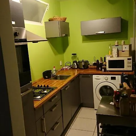 Very Nice Appartment, Very Close To 2 Hospitals, University, De Goffert, Nxp. City Center Reachable Within 5 Minutes. *